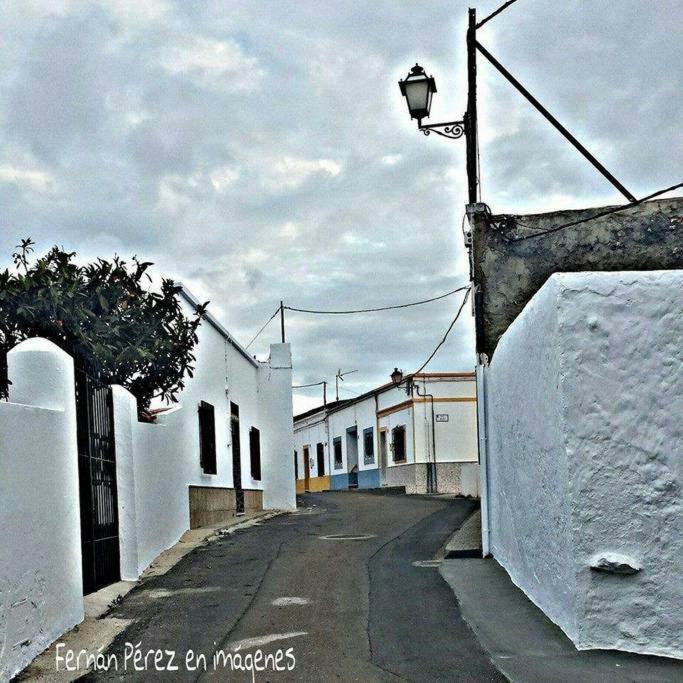 Cortijo Los Garridos - 8 Huespedes Fernan Perez エクステリア 写真
